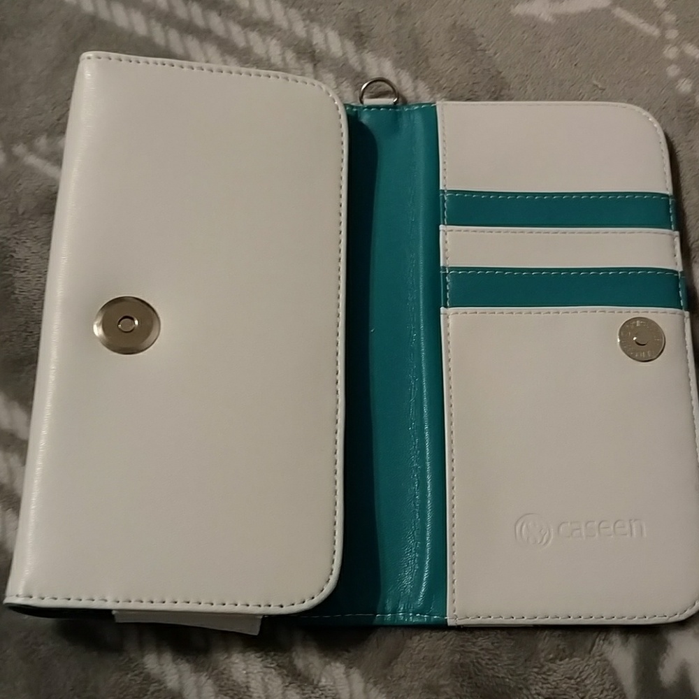 Phone case - Picture 2 of 2